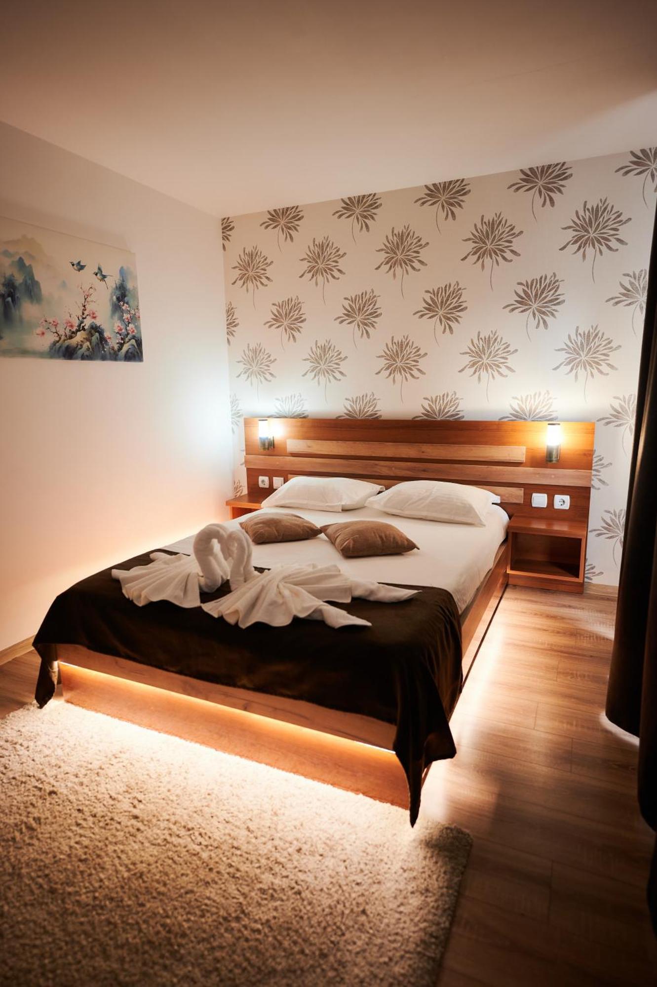 Poiana Bucovat Hotel Gura Humorului Luaran gambar