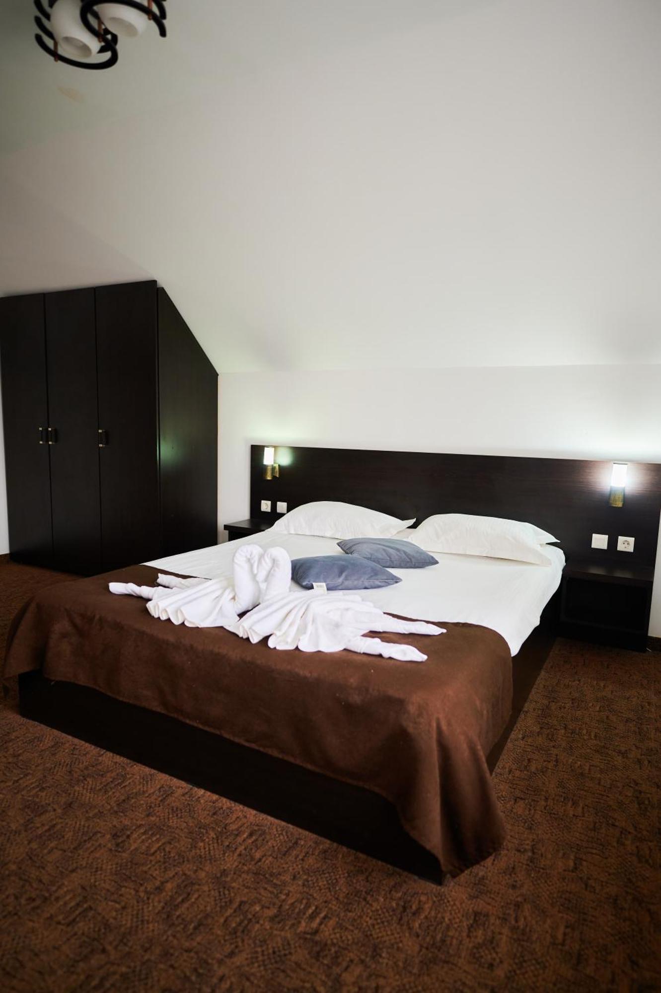 Poiana Bucovat Hotel Gura Humorului Luaran gambar
