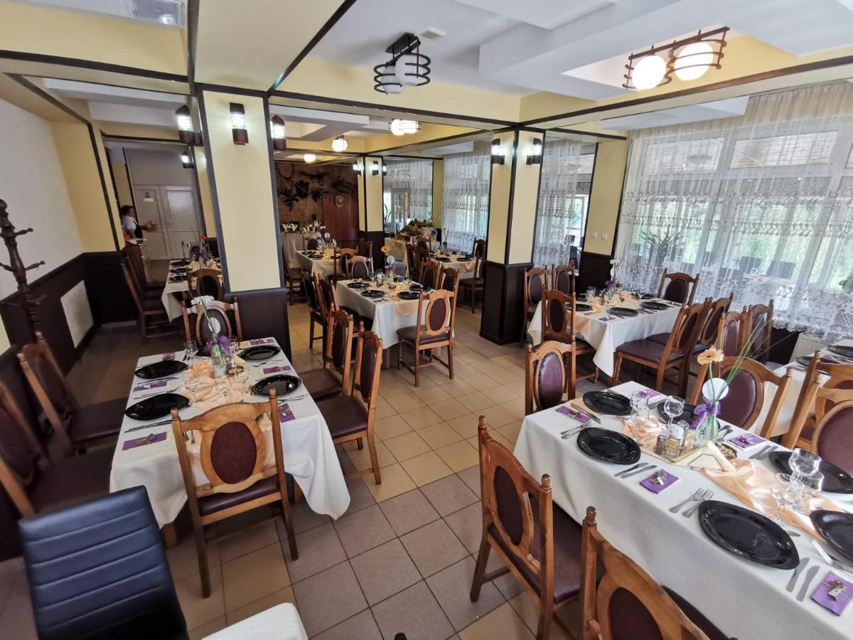 Poiana Bucovat Hotel Gura Humorului Luaran gambar